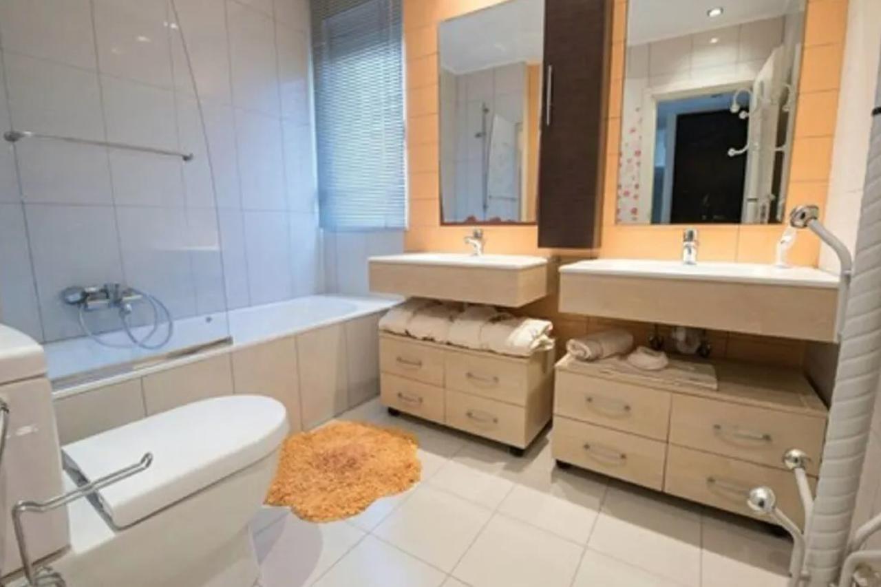 Lvk Apartment